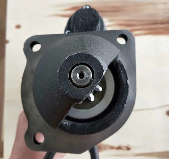 Starter for KHD 01182925 01183235 01183677 01183712 03250 J725010000176C 3708010-D317/A Mahle 11132291 12V 4.2KW