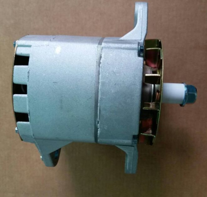 Alternator Cummins NTA855-C360 K19 engine 3016627 4060811 4913675